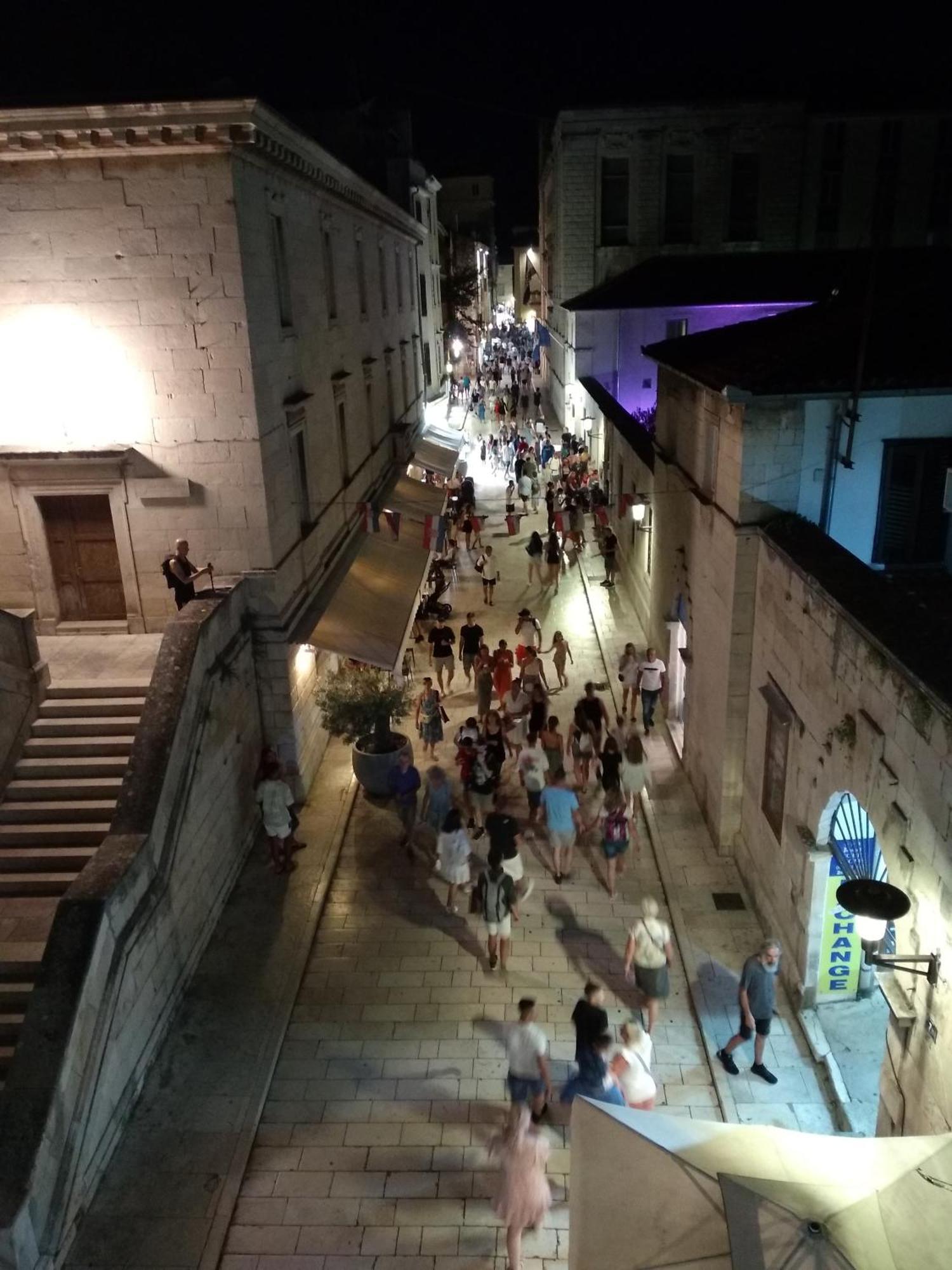 Nena City Center Apartment Zadar Exterior photo